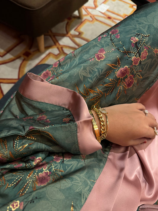 LENA - MONAA ABAYA IN PINK
