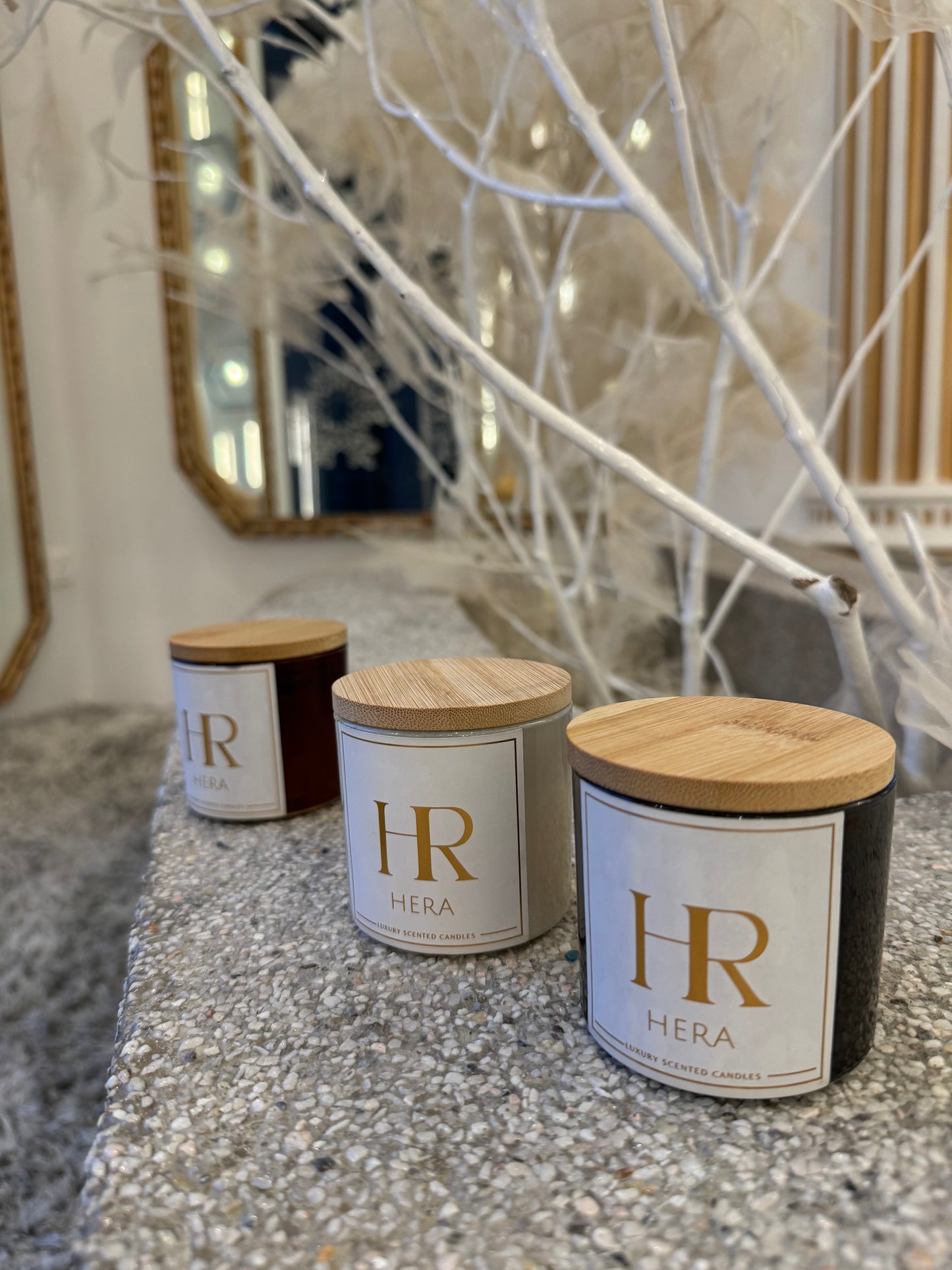 HERA LUXURY OUD SCENTED CANDLES 100G